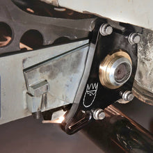 Load image into Gallery viewer, #CH14 King Spring Retainer Plates & Bolts (Complete Kit)