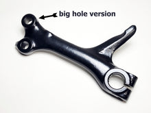 Load image into Gallery viewer, #R32 Late Pitman Arm ('69-77), Factory German, Powdercoated (both Big & Small Hole versions)