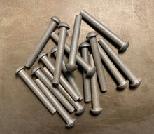 Load image into Gallery viewer, #BS01 Bus: Cargo Door Pin (oversize / early)