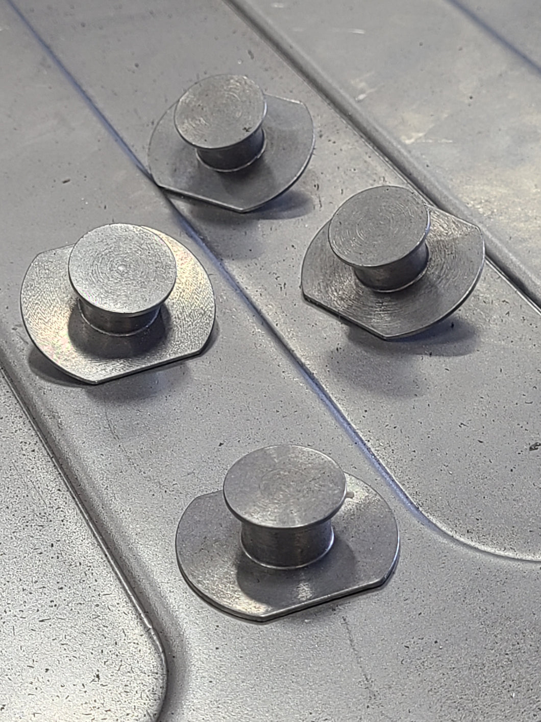 #CH60 CARPET MAT PAN BUTTONS