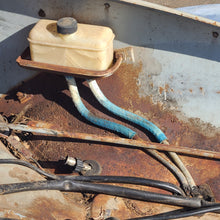 Load image into Gallery viewer, #CH53 Brake Reservoir Hose
